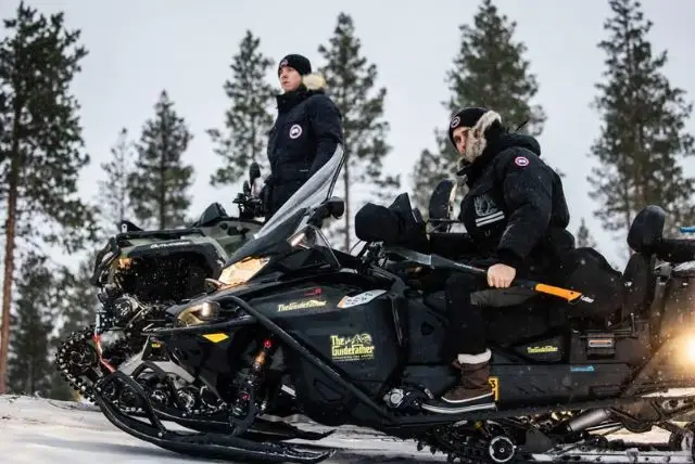 טיול בטרקטורון זחלי על השלג כולל ארוחת צהריים באיגלו credit to getyourguide.com