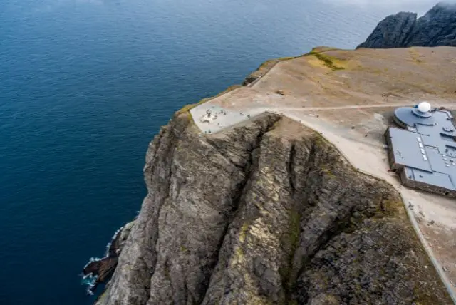 גבולות לפלנד: ים ברנץ בצפון, הים הלבן במזרח, הים הנורווגי במערב, ובדרום - נורווגיה, שוודיה, הים הבלטי, פינלנד ורוסיה