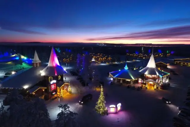 מלון הכפר של סנטה קלאוס ברובניימי - Santa Claus Holiday Village credit to booking.com