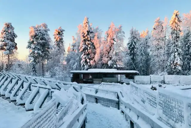 האם אפשר לשלב את ראנואה עם אטרקציות נוספות באותו יום באיזור ראנואה? credit to getyourguide.com