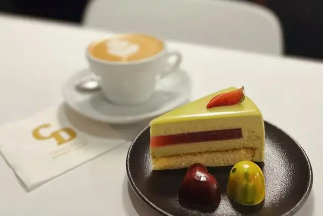 סיור קולינרי ברובניימי לפלנד credit to getyourguide.com