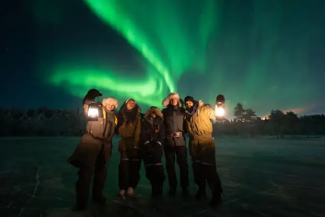 פארק החורף סנואו-גלו (Snow Glow) credit to getyourguide.com