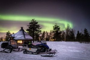 ספארי שלג לפלנד credit to getyourguide.com