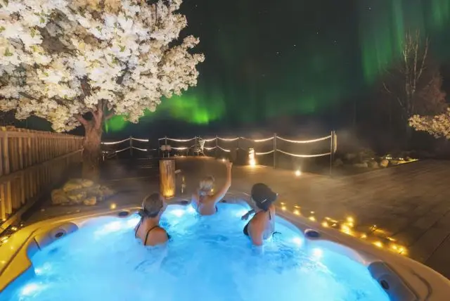 ספא ארקטי - כל הסיבות למה אסור לפספס בלפלנד את הספא credit to getyourguide.com