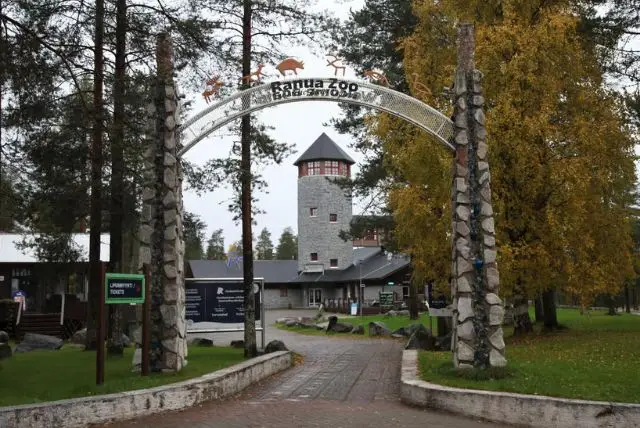 גן חיות ראנואה בלפלנד כרטיסים (Ranua Zoo) credit to getyourguide.com