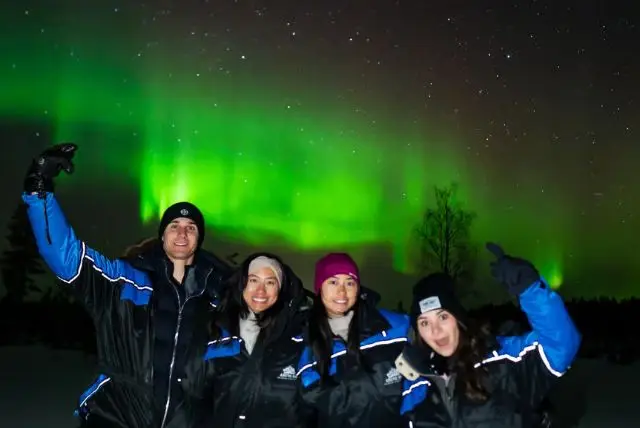 טיולים מרובניימי לזוהר הצפוני credit to getyourguide.com