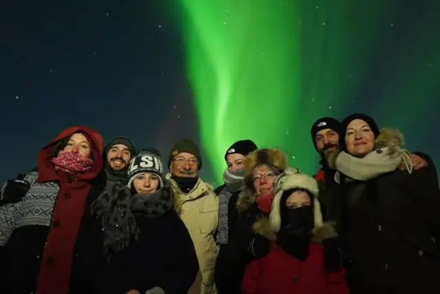 ברובניימי יש זיהום אור - מה זה אומר? credit to getyourguide.com