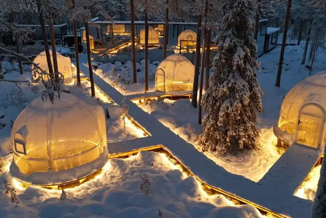 ארוחת ערב פרטית באיגלו אורורה בלפלנד credit to getyourguide.com