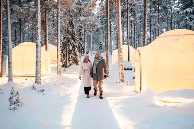 ארוחת ערב פרטית באיגלו אורורה בלפלנד credit to getyourguide.com