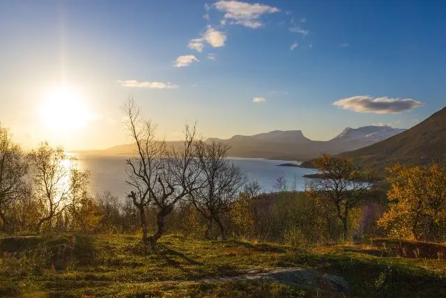 לפלנד בחודש יוני - מה צריך לדעת על מזג האוויר, אירועים מיוחדים, פעילויות, שמש חצות ועוד!